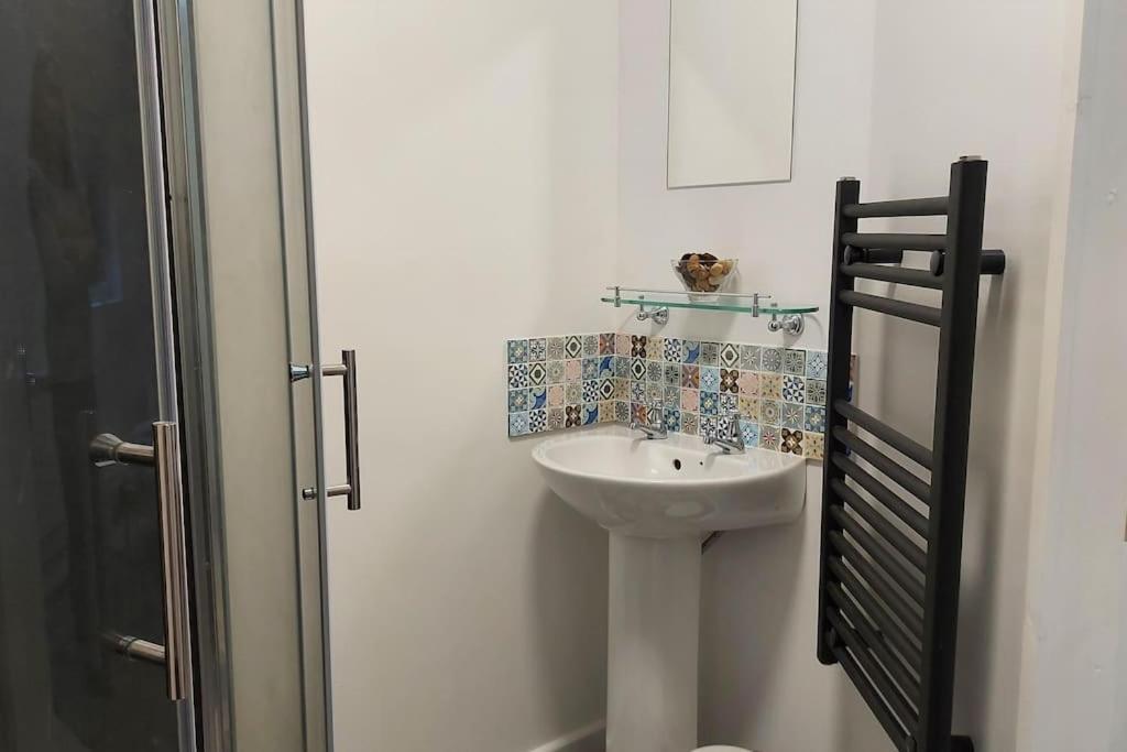 Orchard Nook - Sleeps 4, 2 Bedrooms ケンダル エクステリア 写真
